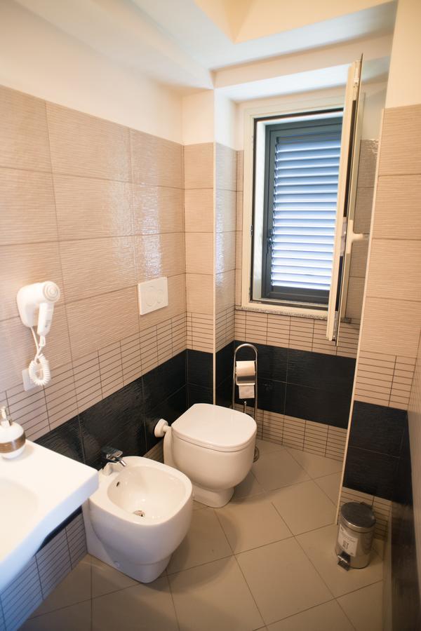 Riva Del Sol Bed and Breakfast Santa Teresa Di Riva Exterior foto